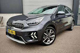 Kia Niro 1.6 GDi Hybrid / Apple Android / Leder / Dakraam