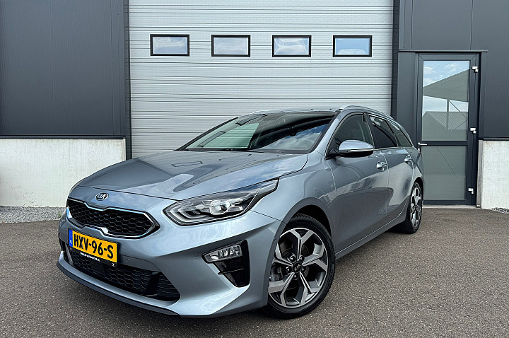 Kia Ceed Sportswagon 1.4 T-GDi DynamicLine / Apple Carplay / JBL / Camera