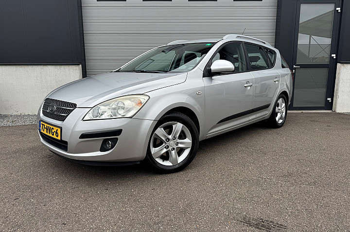 Kia cee'd Sporty Wagon 2.0 X-clusive / Leder / Cruise