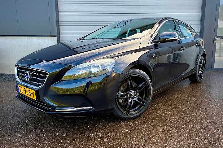 Volvo V40 1.6 T3 Ocean Race